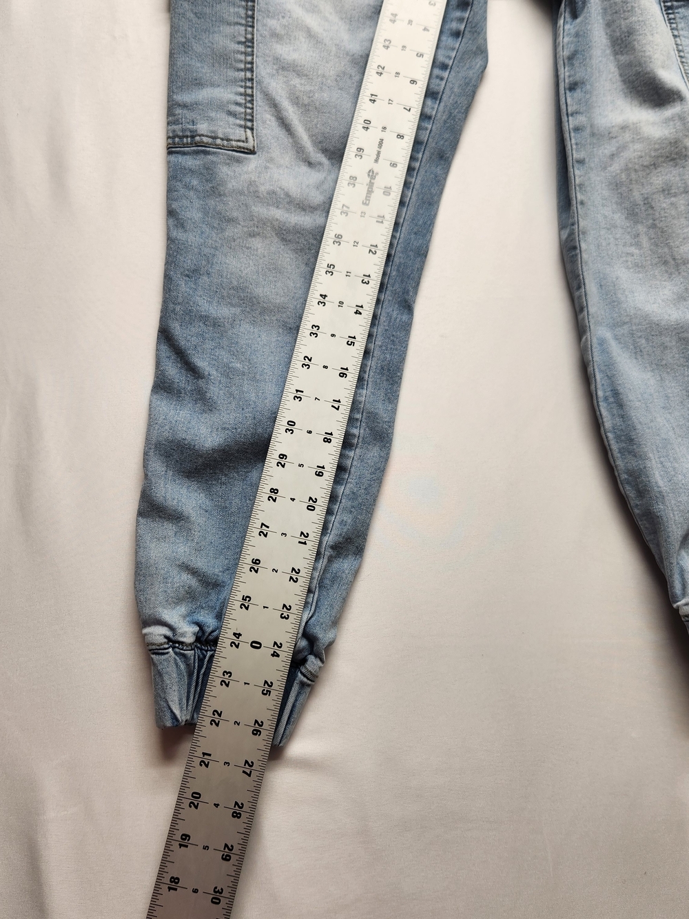 ⭐️ Almost Famous High Rise Denim Cargo Jogger Jeans Light Wash Utility Large - Picture 7 of 14